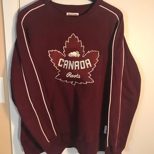 🙌🏼sold🙌🏼Maroon Canada Crew Neck - Roots